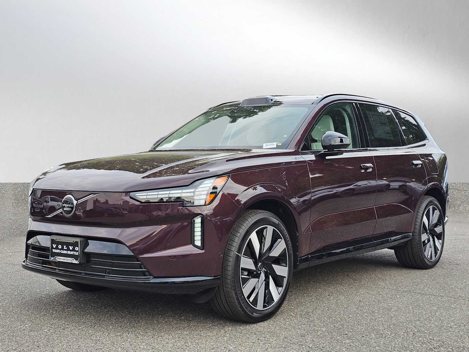 2025 Volvo EX90 Ultra - Photo 3