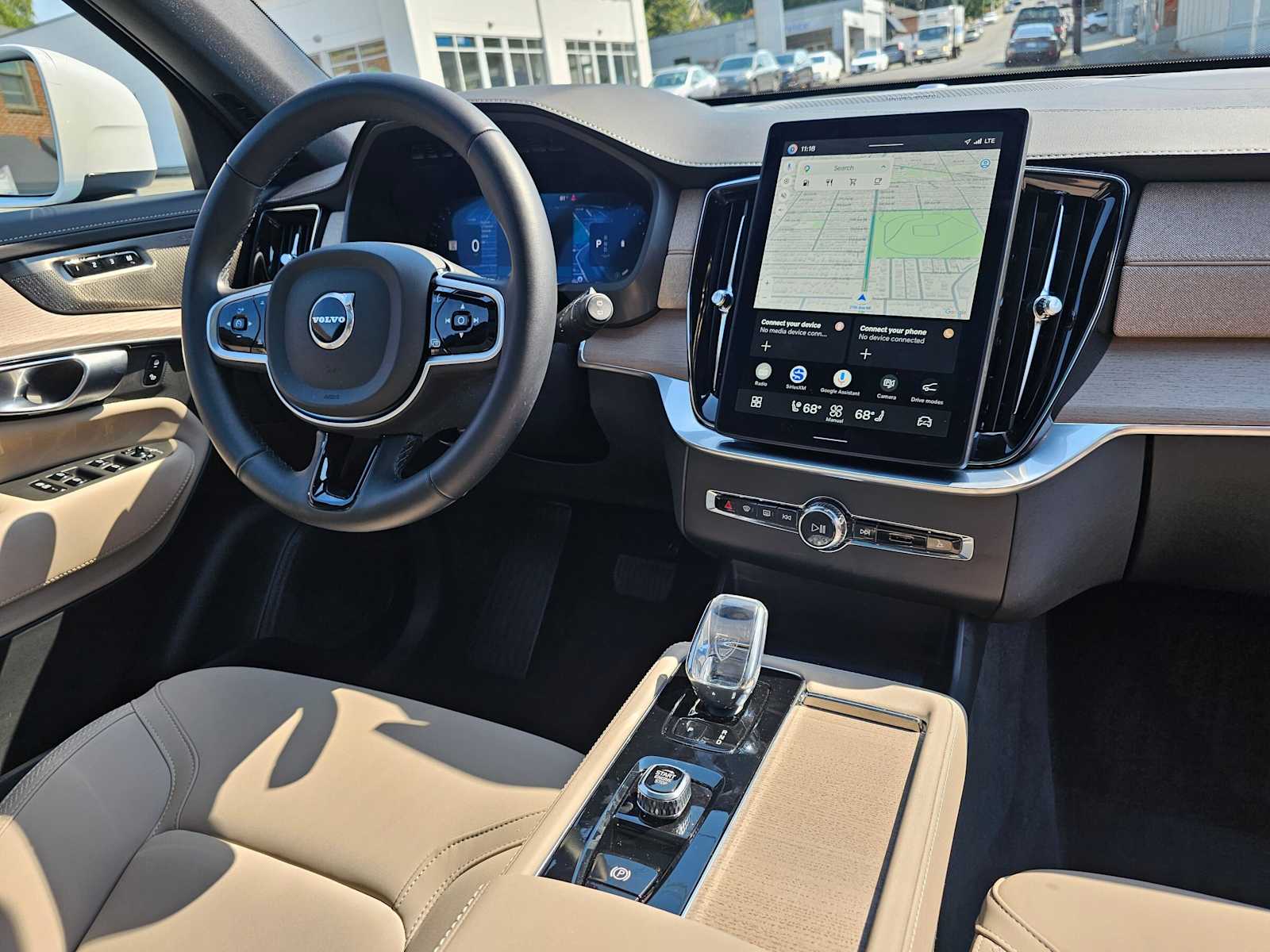 2026 Volvo XC90 Plus - Photo 12