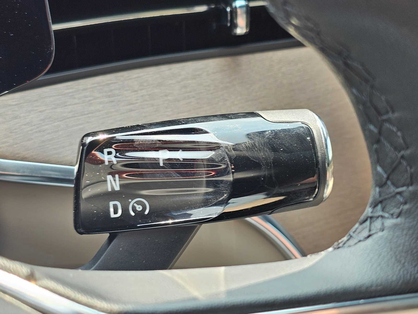 2025 Volvo EX90 Plus - Photo 22