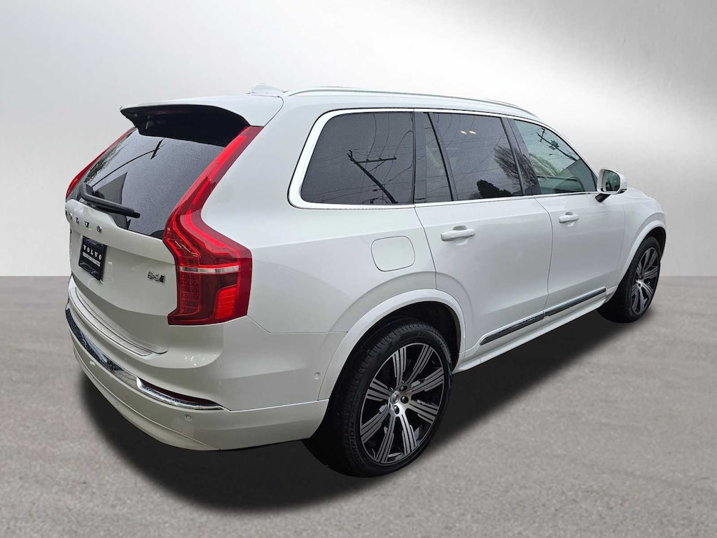 Certified 2024 Volvo XC90 B6 Ultimate Bright 7-Seater SUV