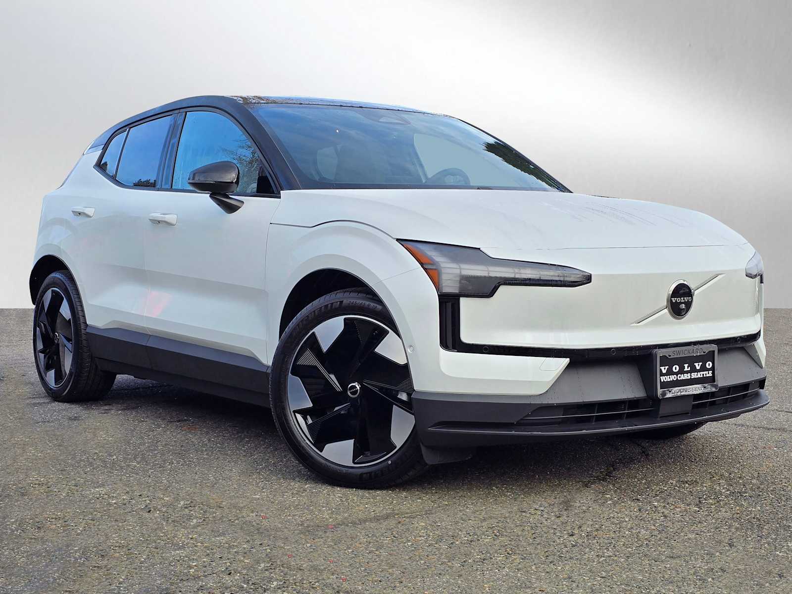 2026 Volvo EX30 Ultra's photo