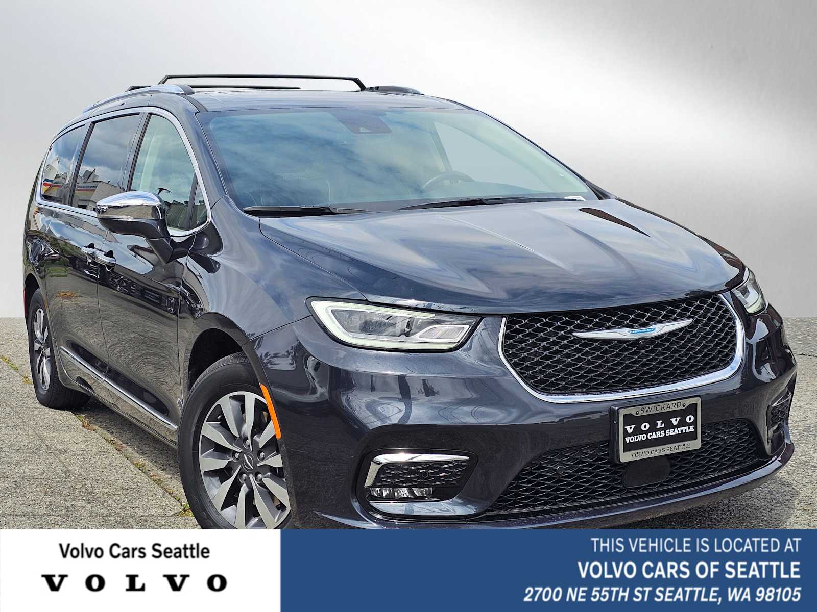 2021 Chrysler Pacifica Hybrid Limited Hybrid's photo