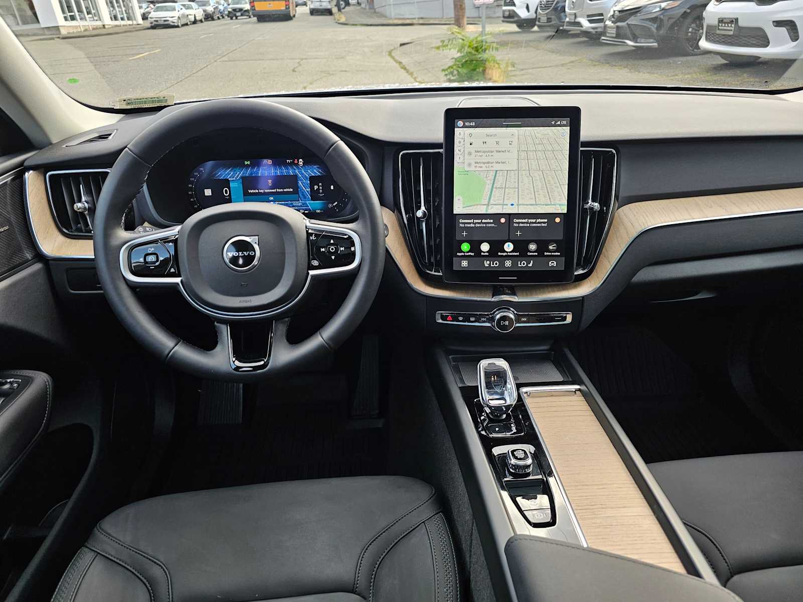 2026 Volvo XC60 Plus - Photo 19