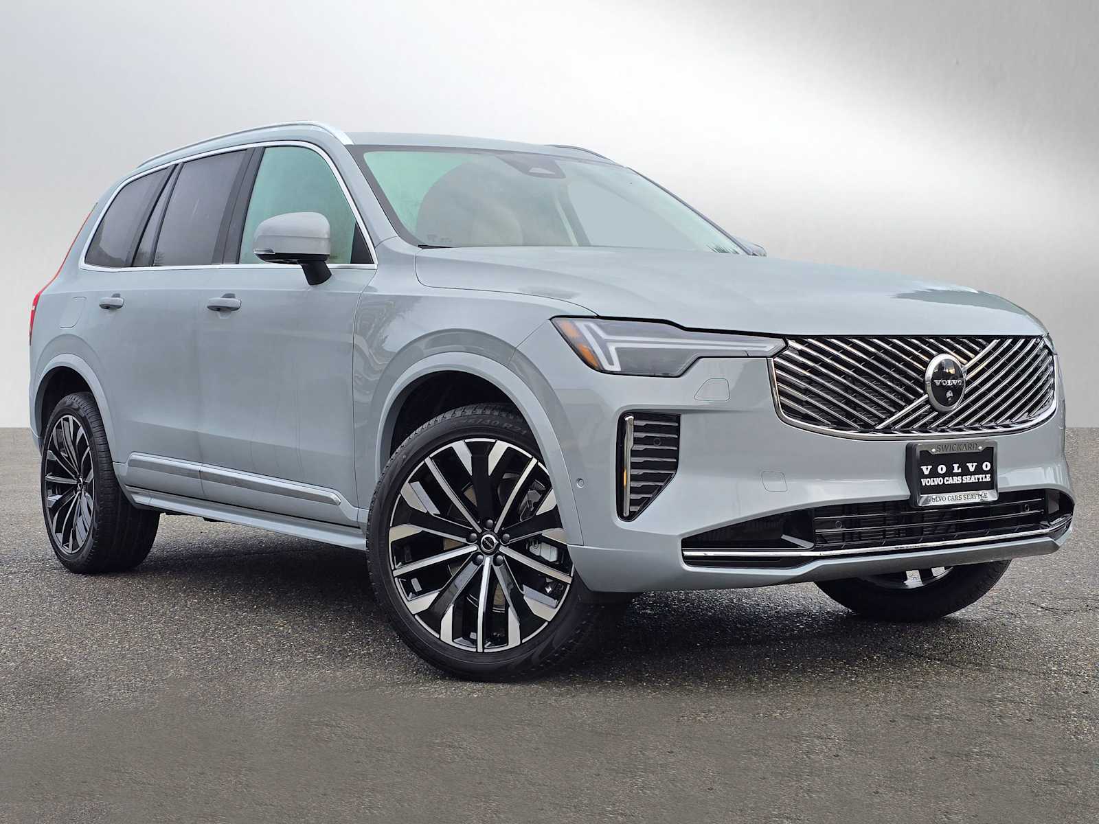 2026 Volvo XC90 T8 Recharge Ultra Bright 4WD's photo