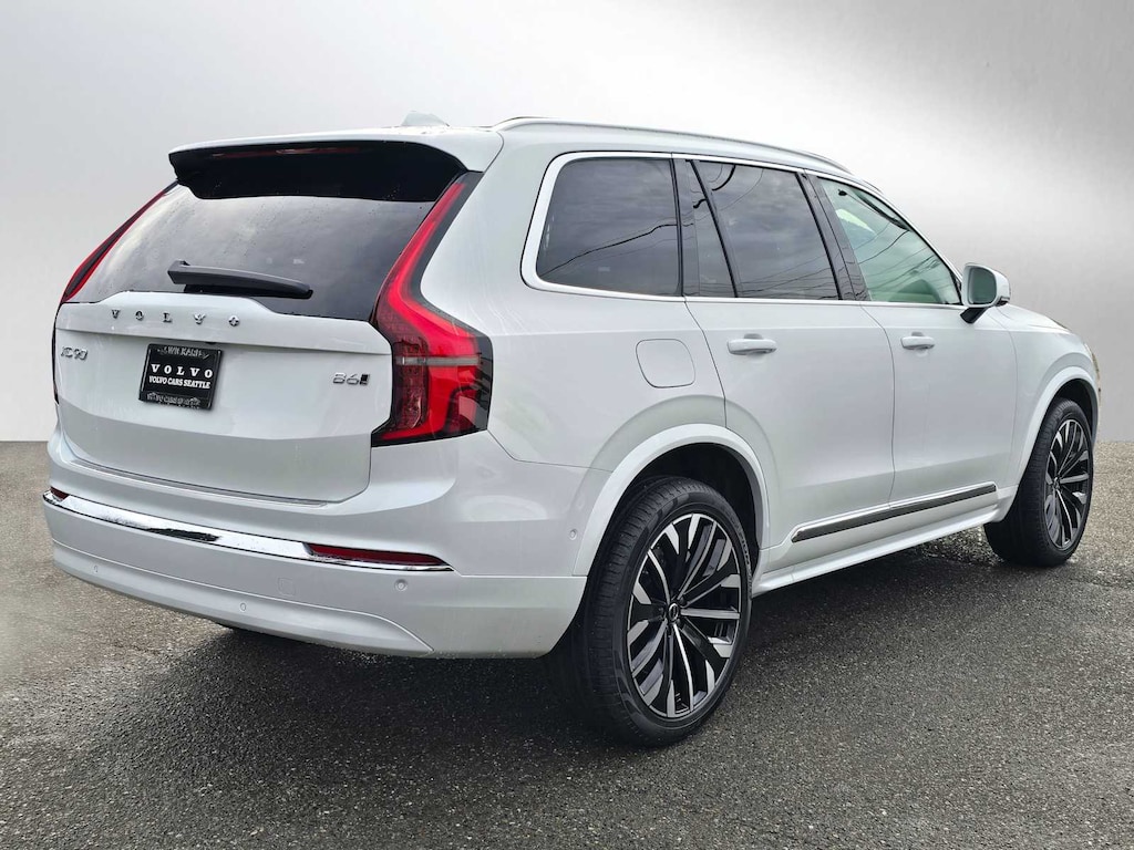 New 2026 Volvo XC90 B6 Plus 7-Seater SUV