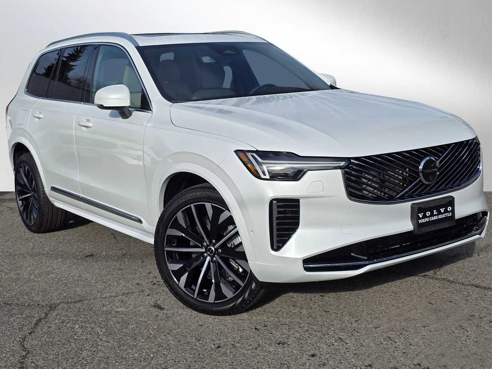 2026 Volvo XC90 B6 Plus Bright 7-Seater 4WD's photo