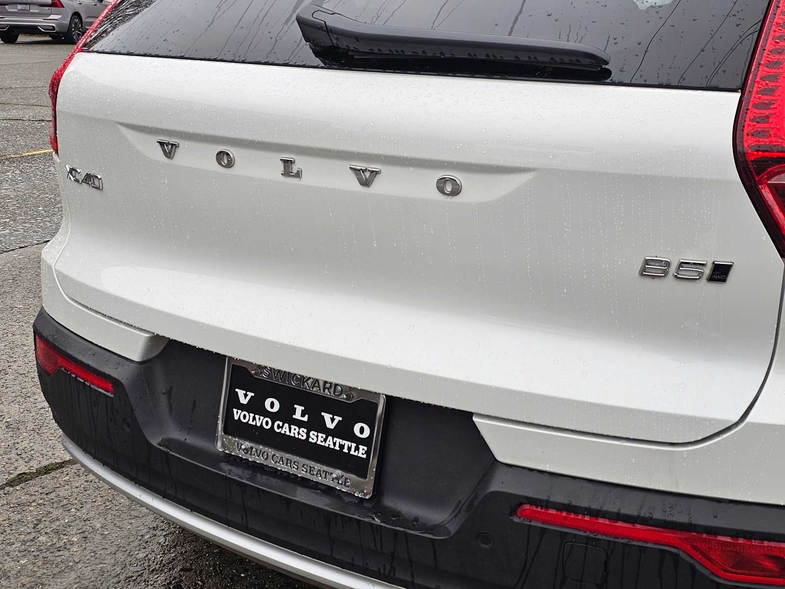 2025 Volvo XC40 Core - Photo 16