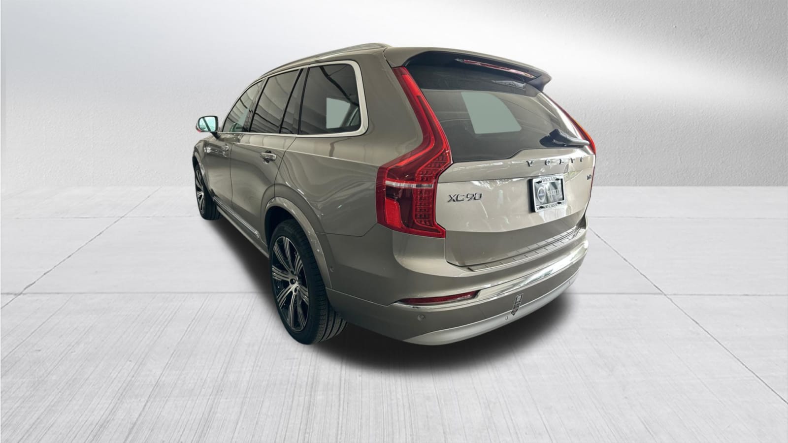 2022 Volvo XC90 T6 AWD Inscription photo 3
