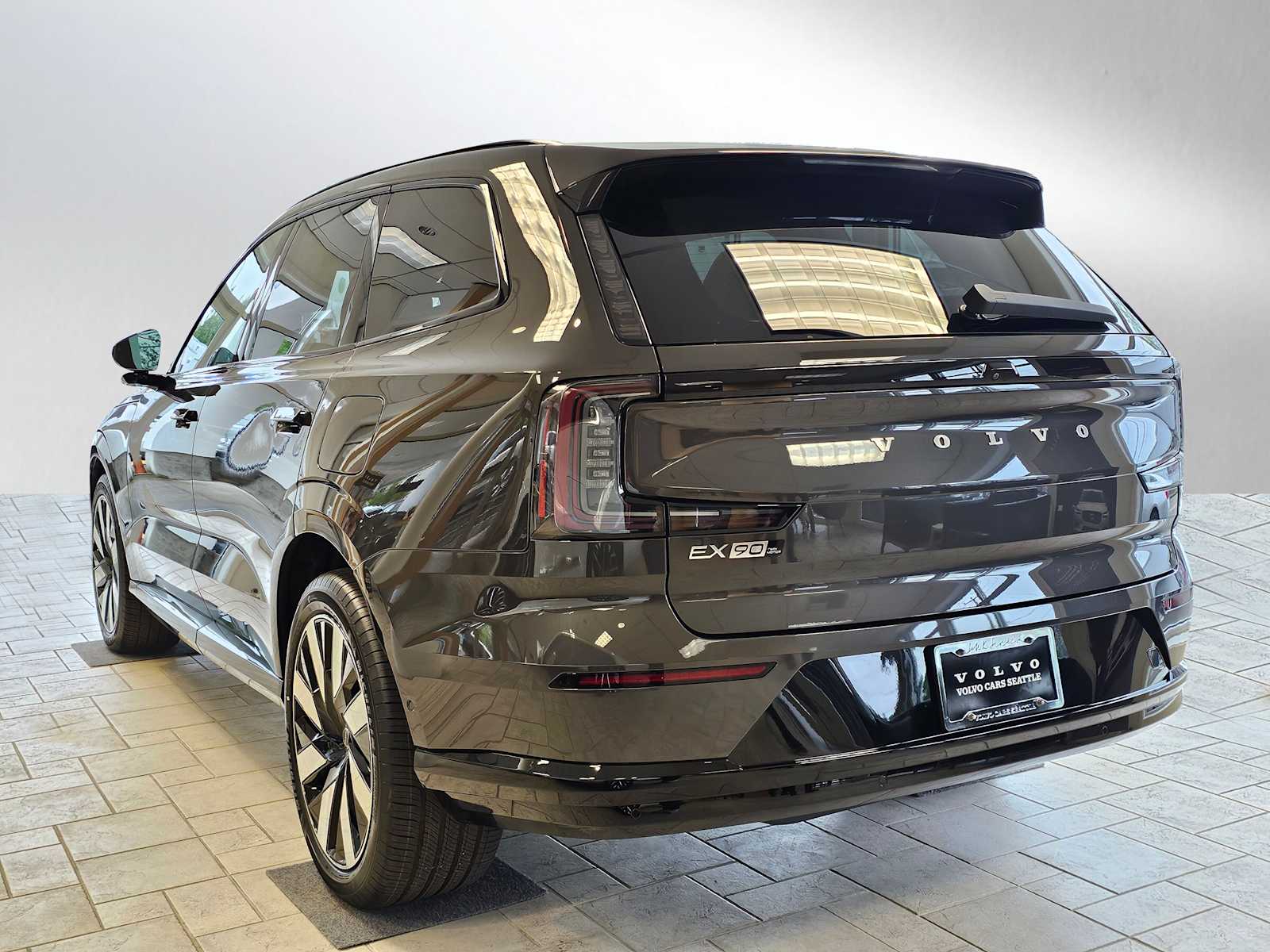 2025 Volvo EX90 Twin Motor Ultra photo 3