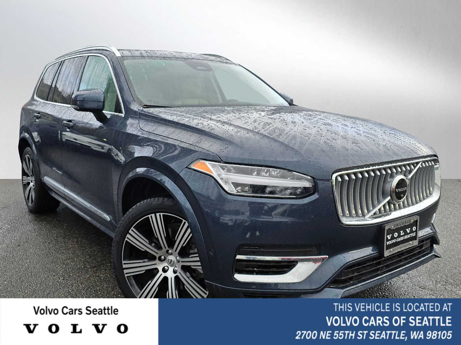 2023 Volvo XC90 Plus's photo