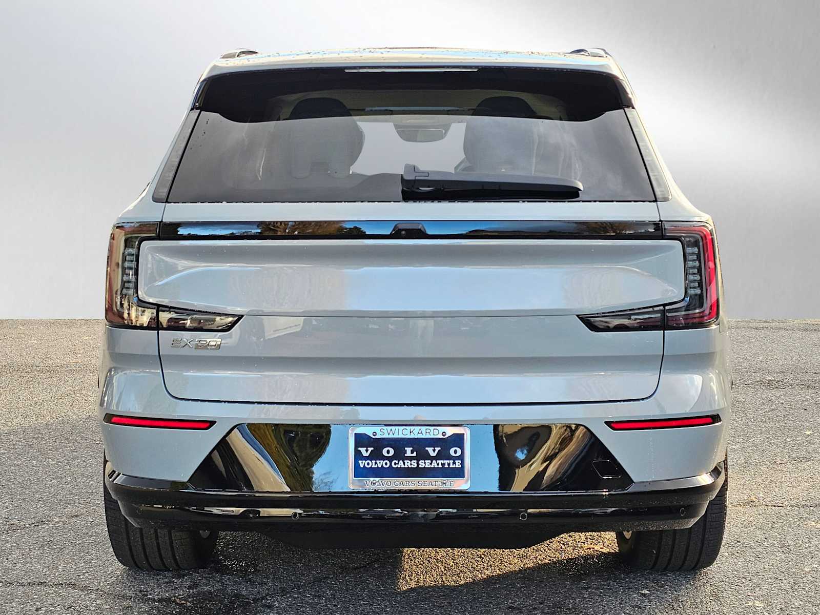 2025 Volvo EX90 Plus - Photo 6
