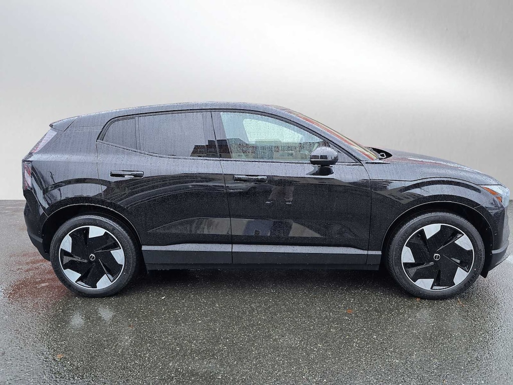 New 2026 Volvo EX30 Twin Motor Ultra SUV