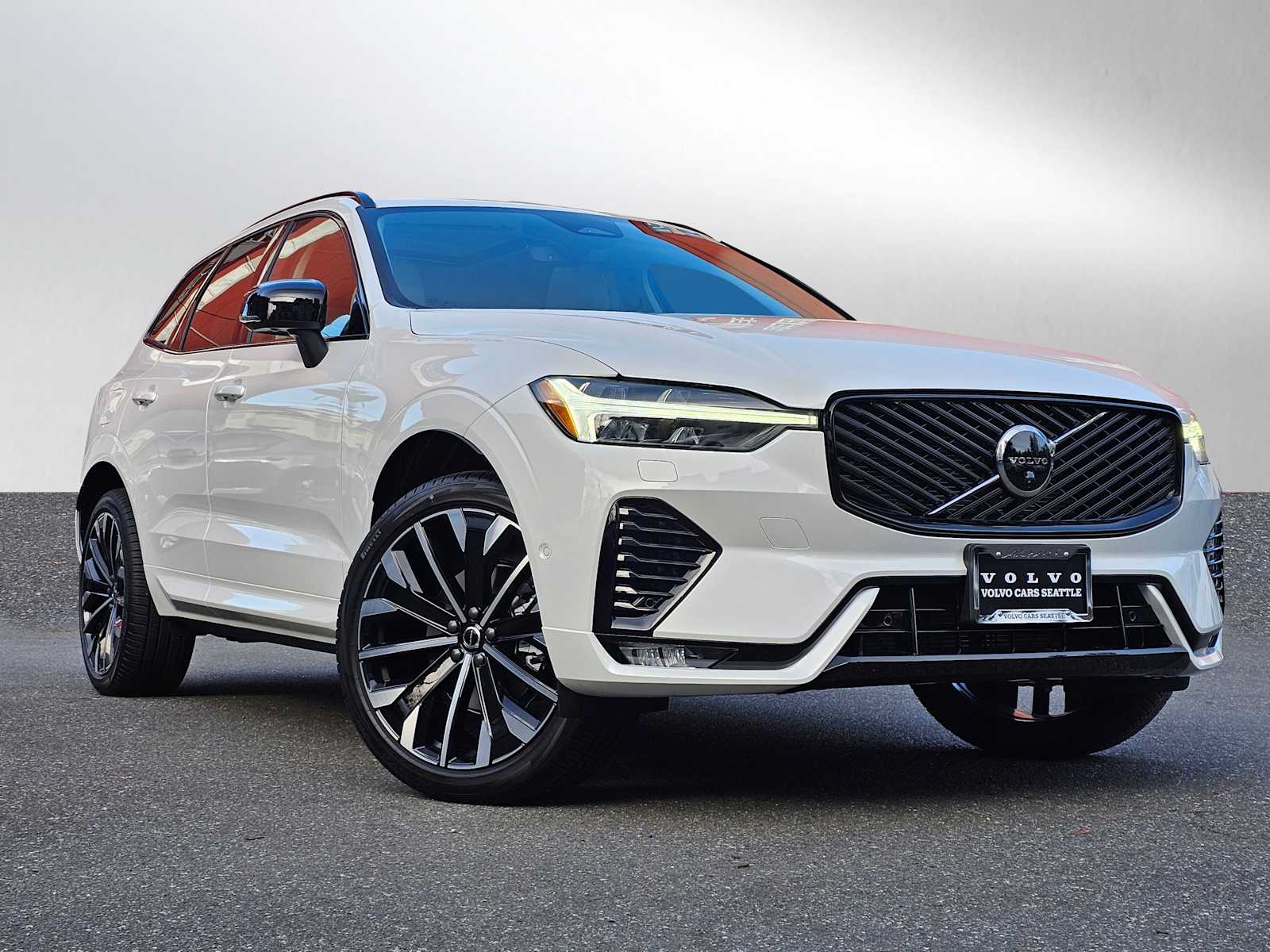 2026 Volvo XC60 Ultra's photo