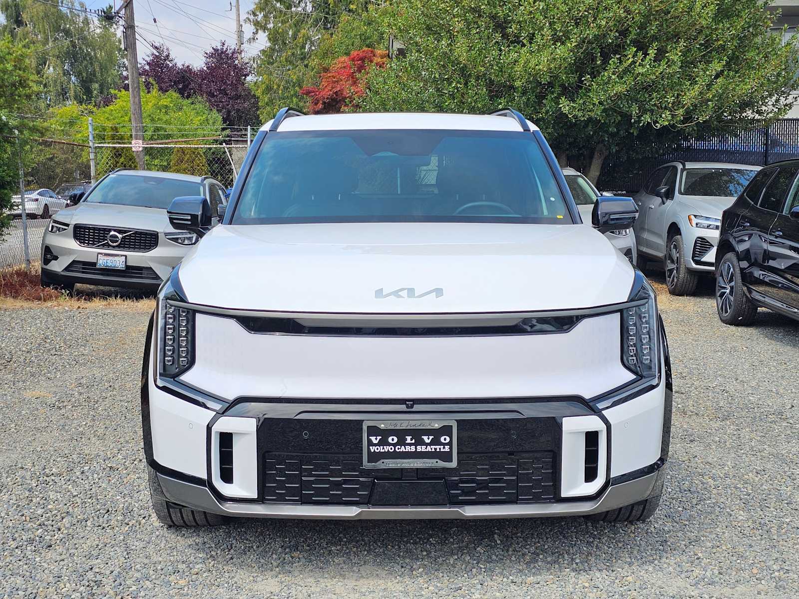 Used 2025 Kia EV9 GT-Line with VIN 5XYAEFS52SG002945 for sale in Seattle, WA