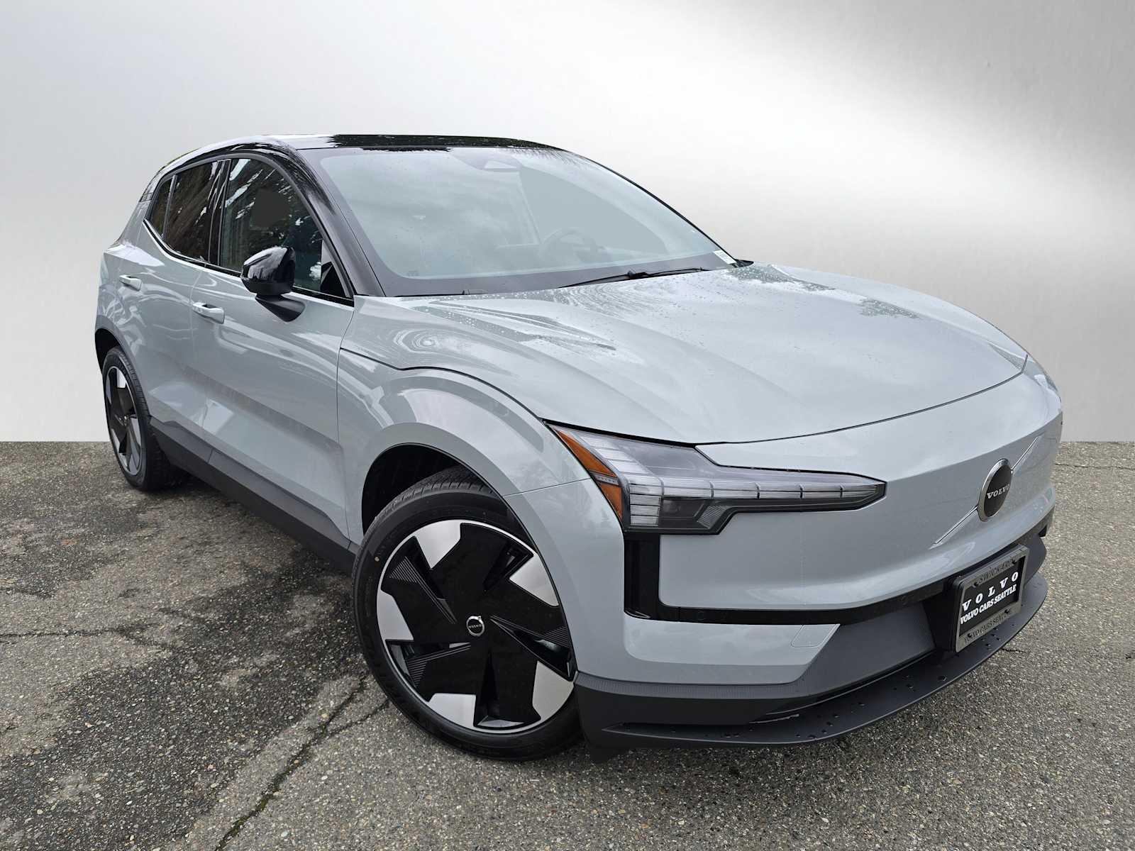 2026 Volvo EX30 Twin Motor Performance Plus's photo