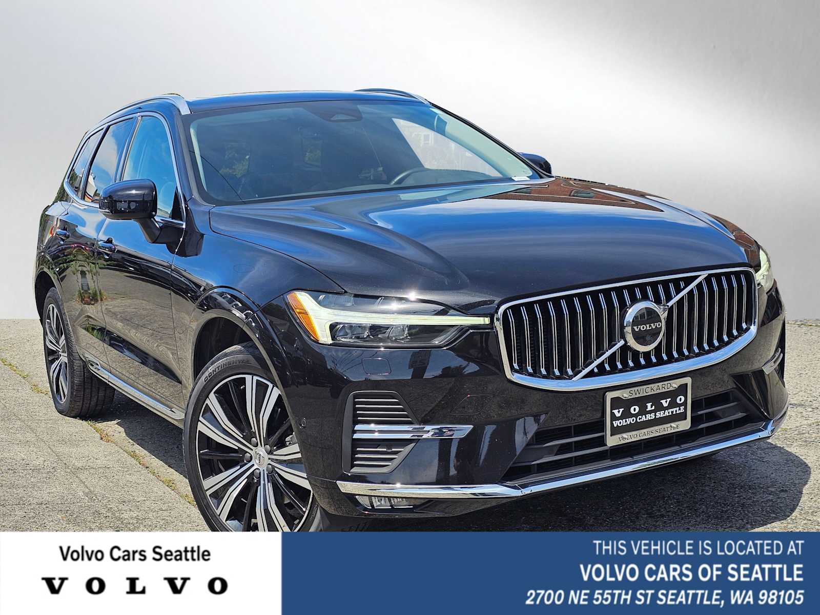 2023 Volvo XC60 B5 Plus Bright Theme AWD's photo