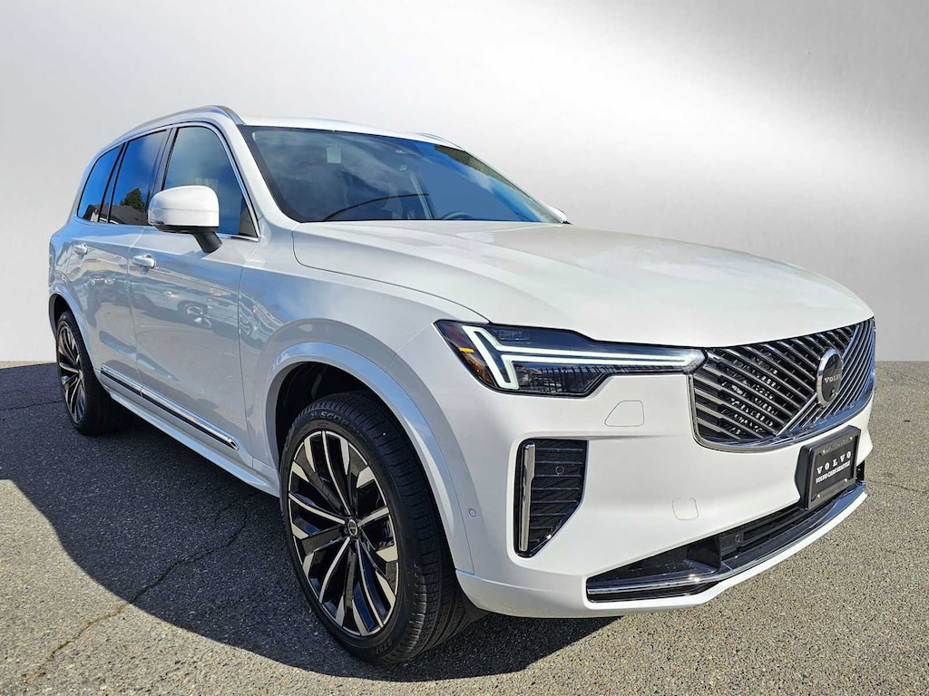 New 2025 Volvo XC90 B6 (2025.5) Plus 7-Seater SUV