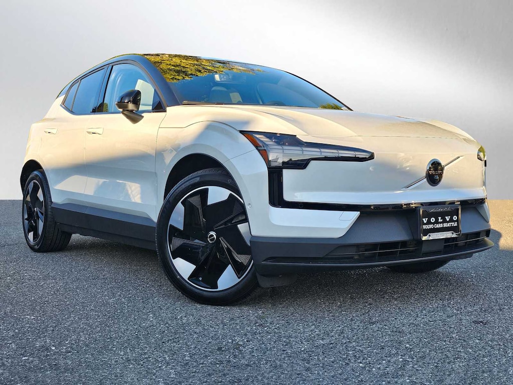 New 2025 Volvo EX30 Twin Motor Ultra SUV