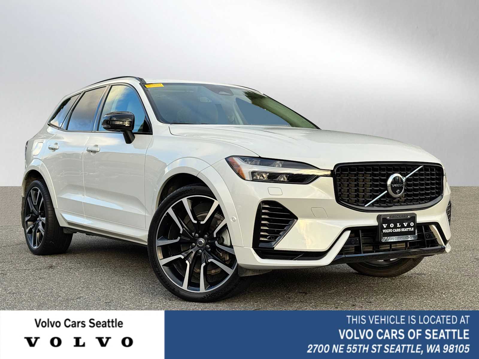 2024 Volvo XC60 Ultimate's photo