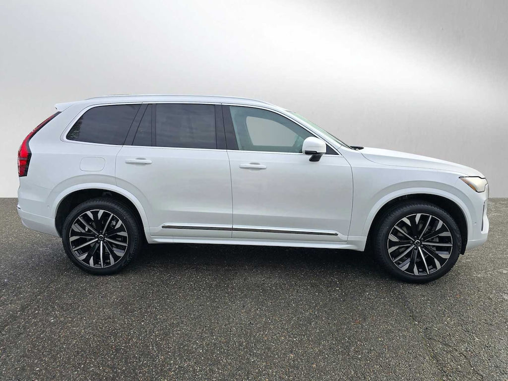 New 2026 Volvo XC90 B6 Plus 7-Seater SUV