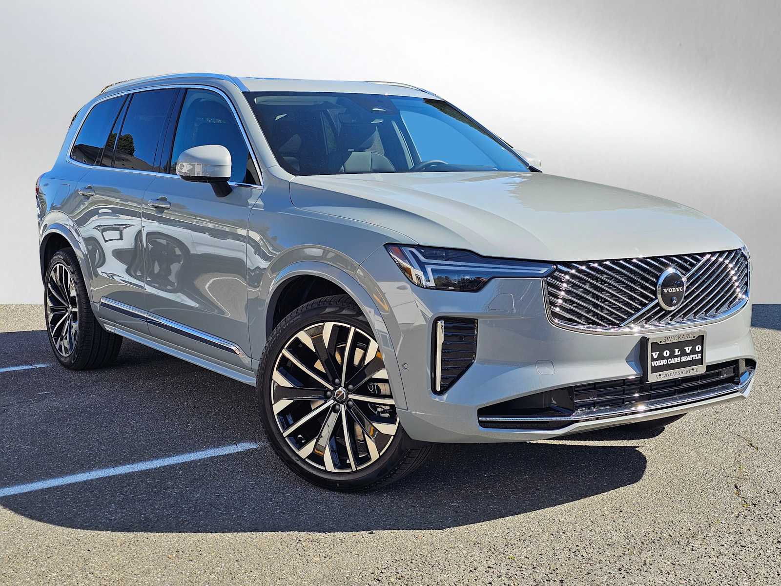 2026 Volvo XC90 T8 Recharge Plus Bright 7-Seat 4WD's photo