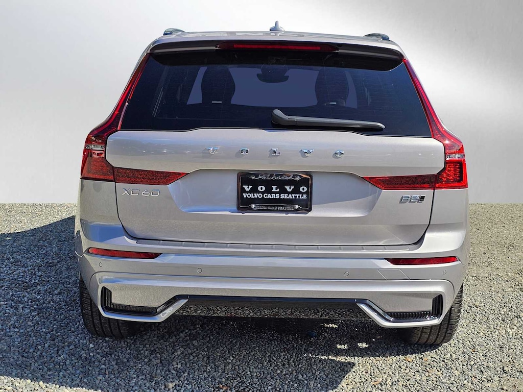 New 2026 Volvo XC60 B5 Ultra SUV