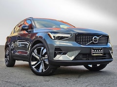 2026 Volvo XC40 B5 Ultra AWD SUV