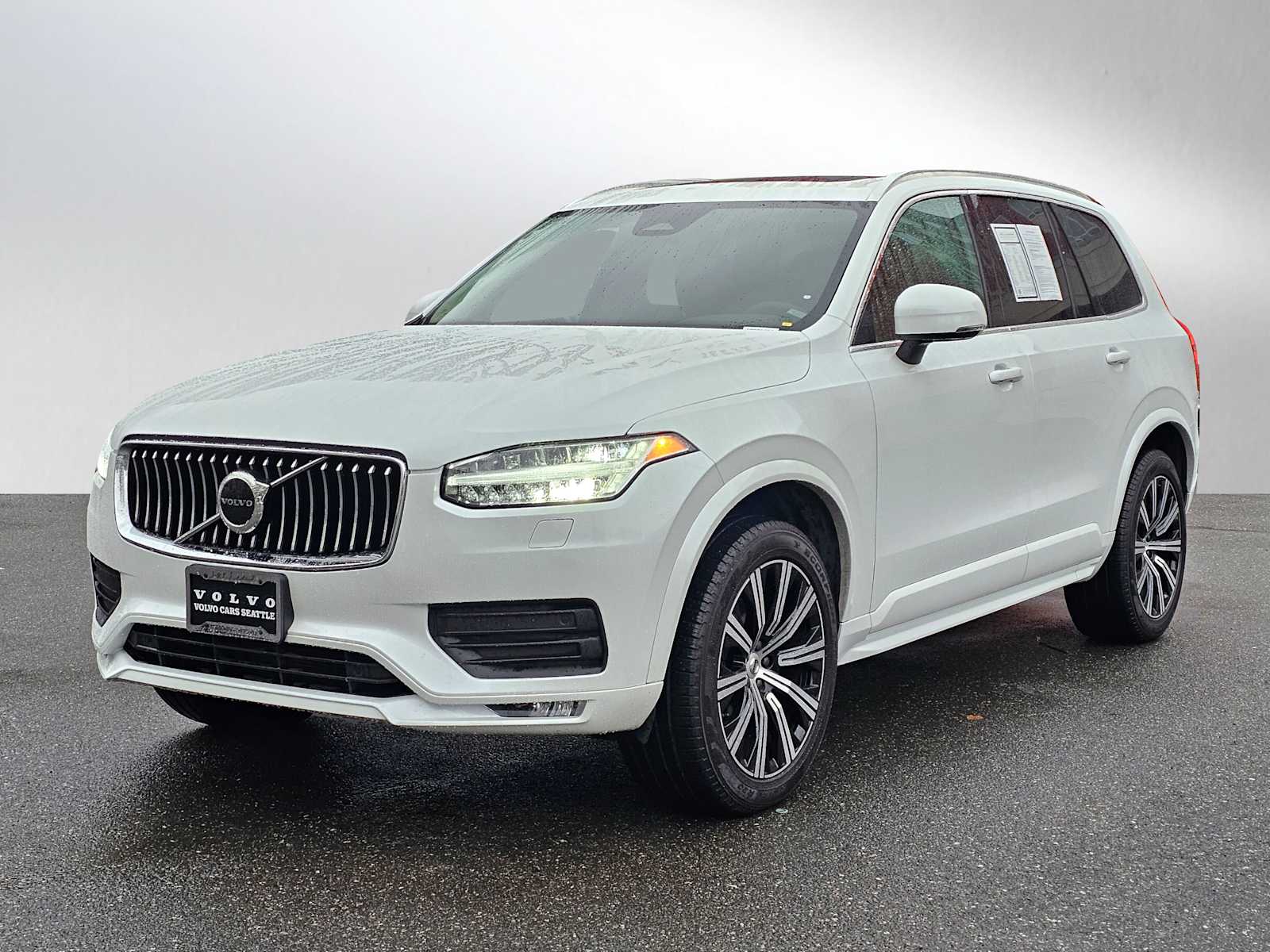 2023 Volvo XC90 B5 AWD Core photo 3