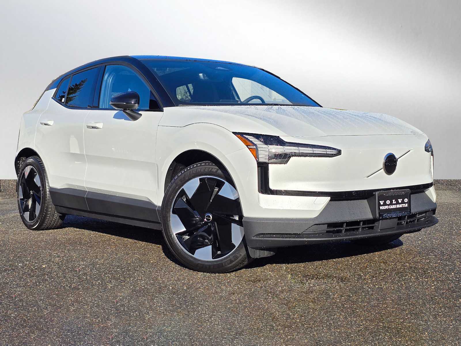 2026 Volvo EX30 Plus's photo