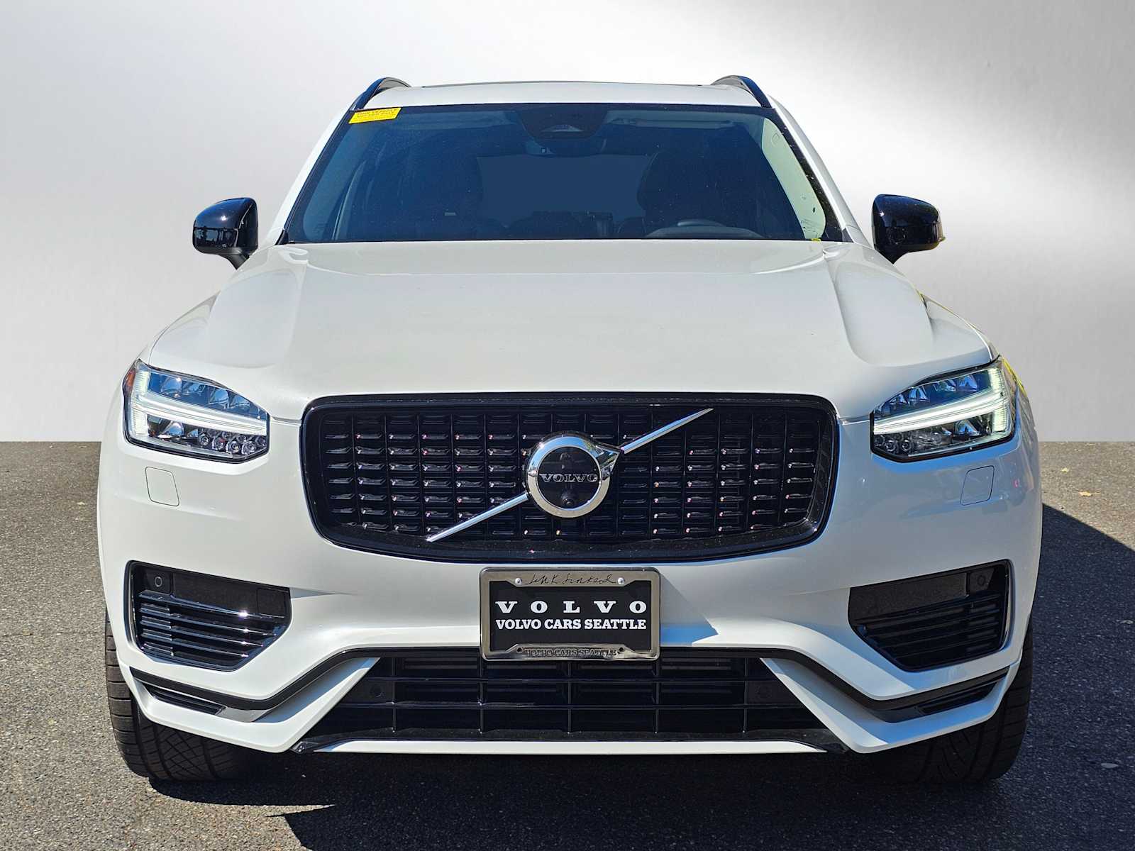 2023 Volvo XC90 Recharge Plus photo 2