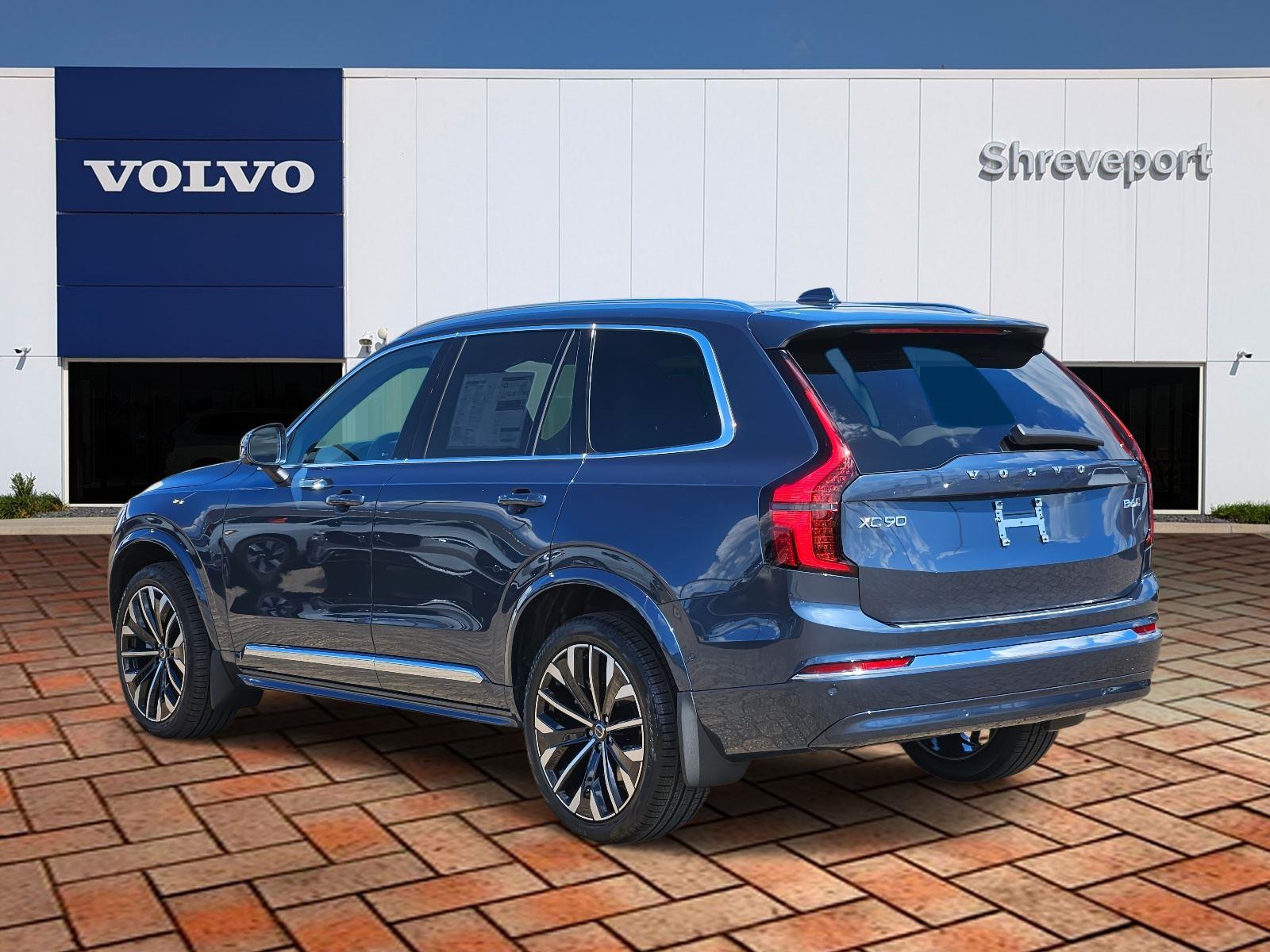 2026 Volvo XC90 Plus - Photo 6