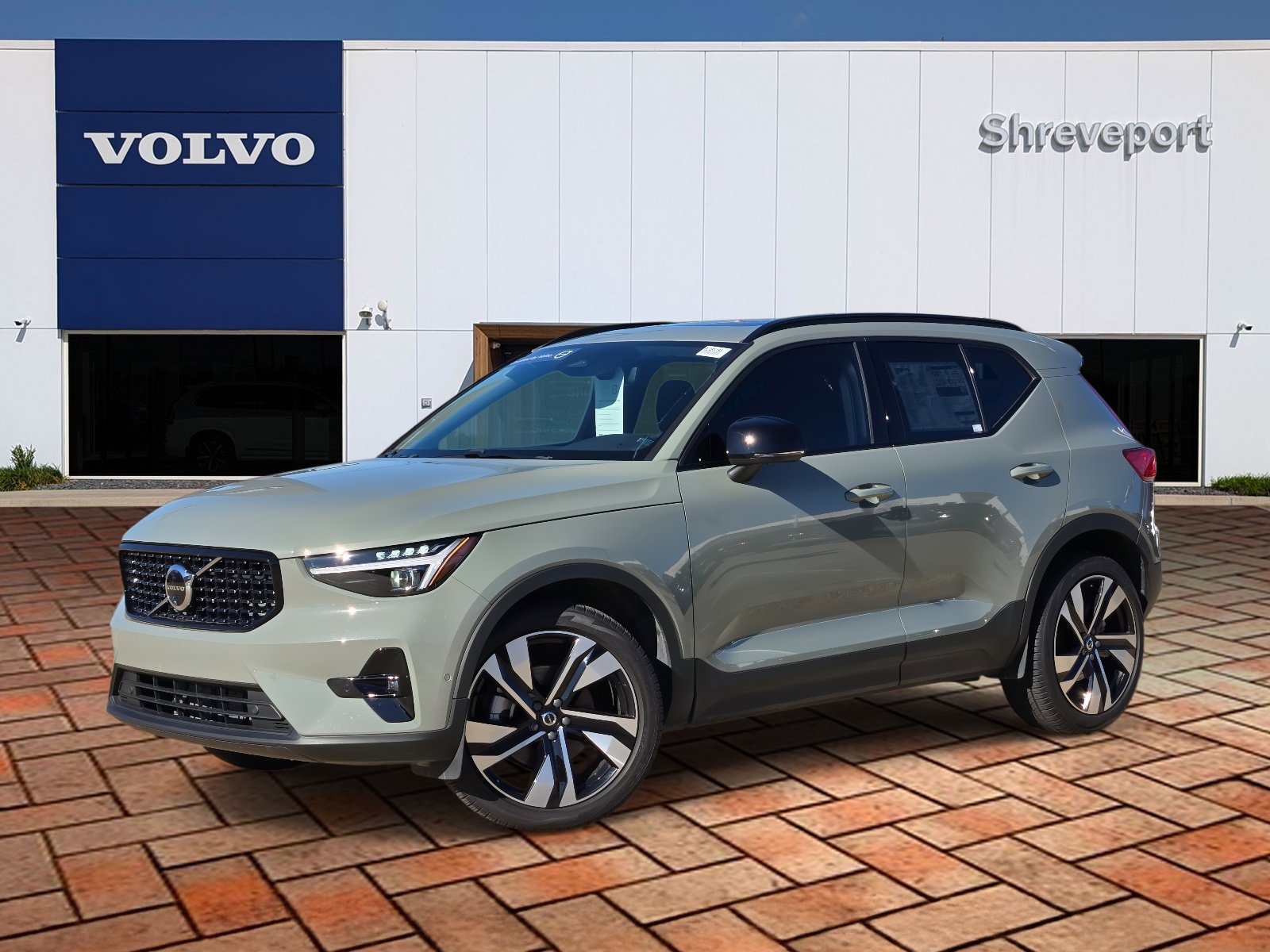 2025 Volvo XC40 Ultra