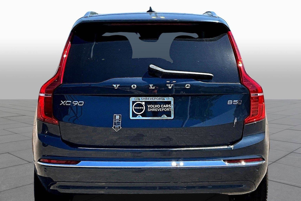 New 2024 Volvo XC90 Plus Bright Theme B5 AWD Plus Bright Theme 7P