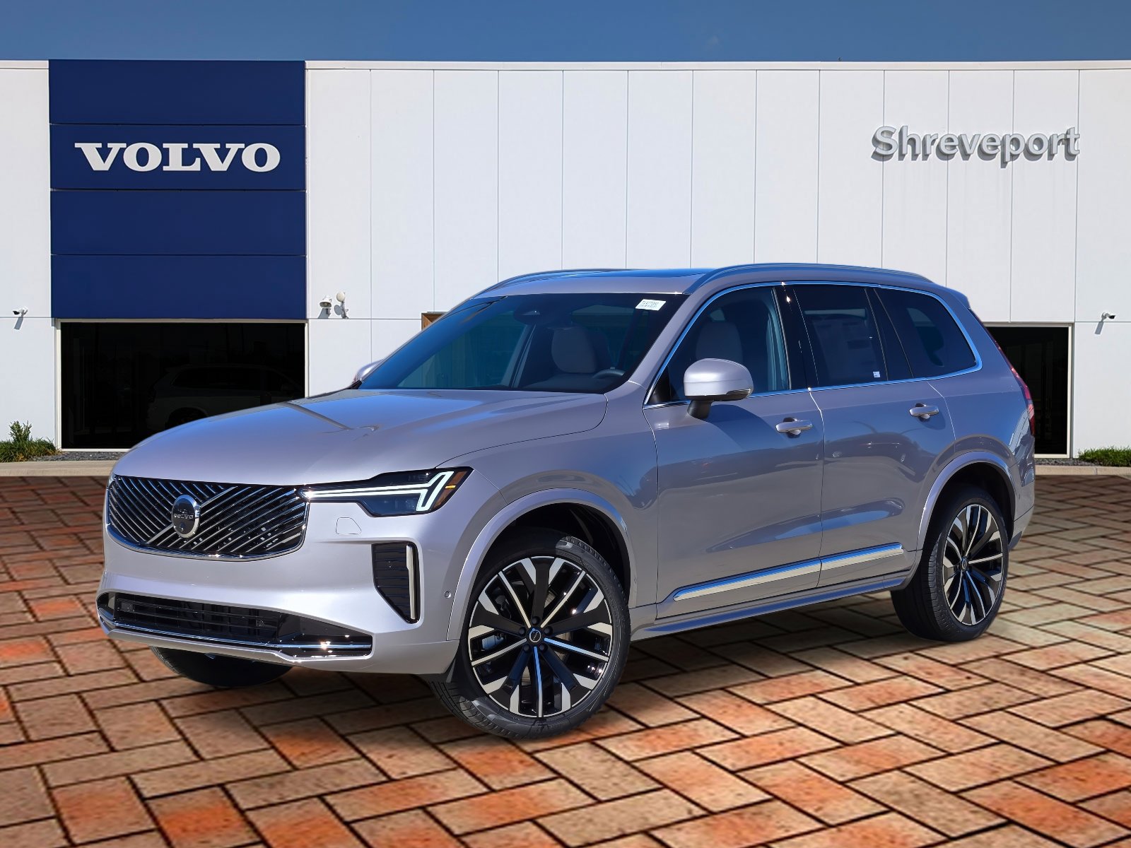2026 Volvo XC90 Plus's photo