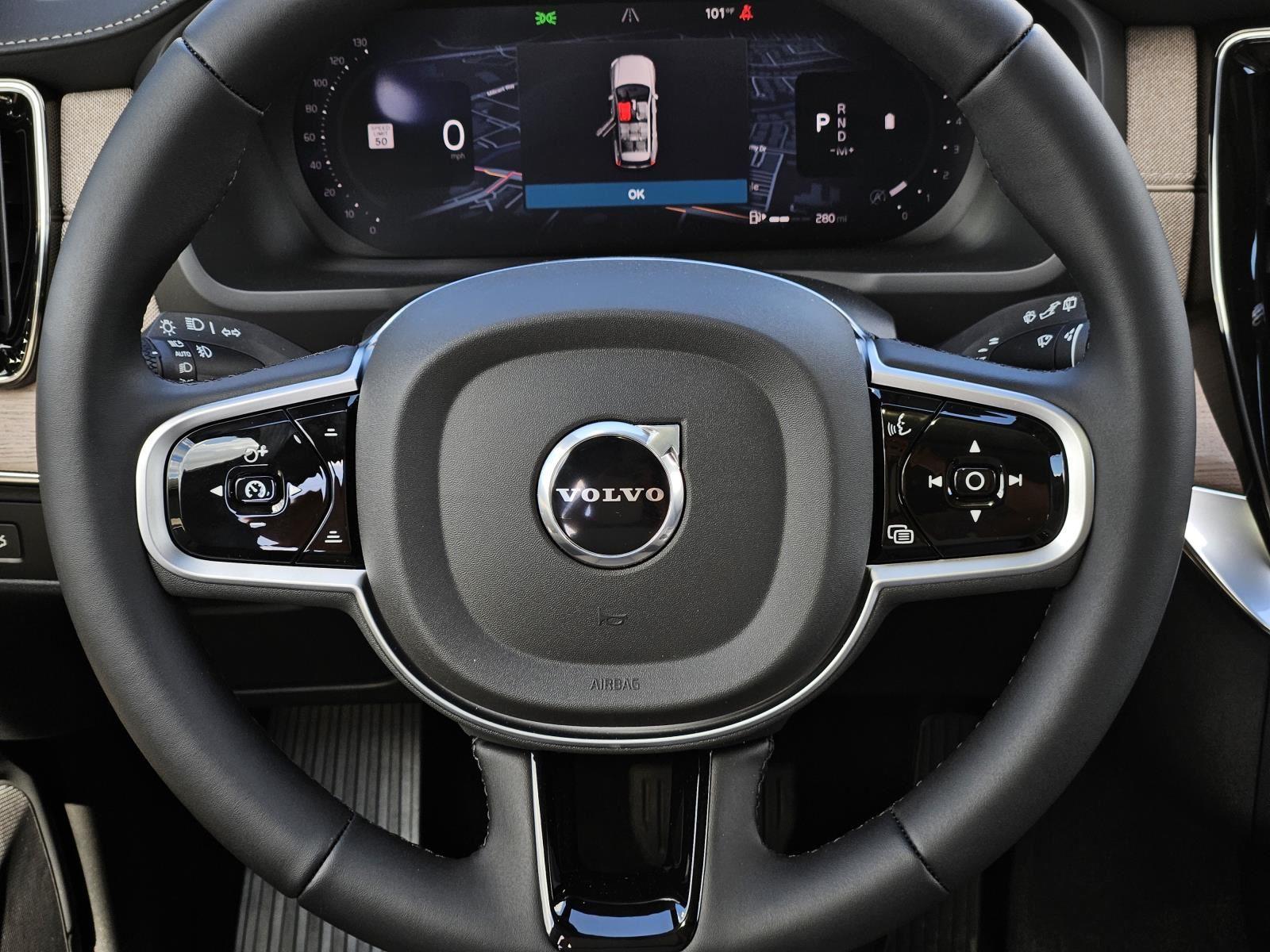 2026 Volvo XC90 Plus - Photo 38