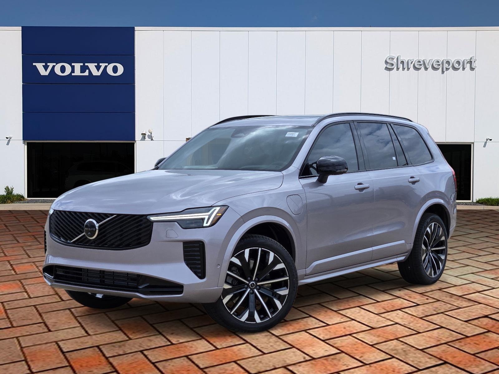 2026 Volvo XC90 T8 Recharge Ultra Dark 6-Seater 4WD's photo