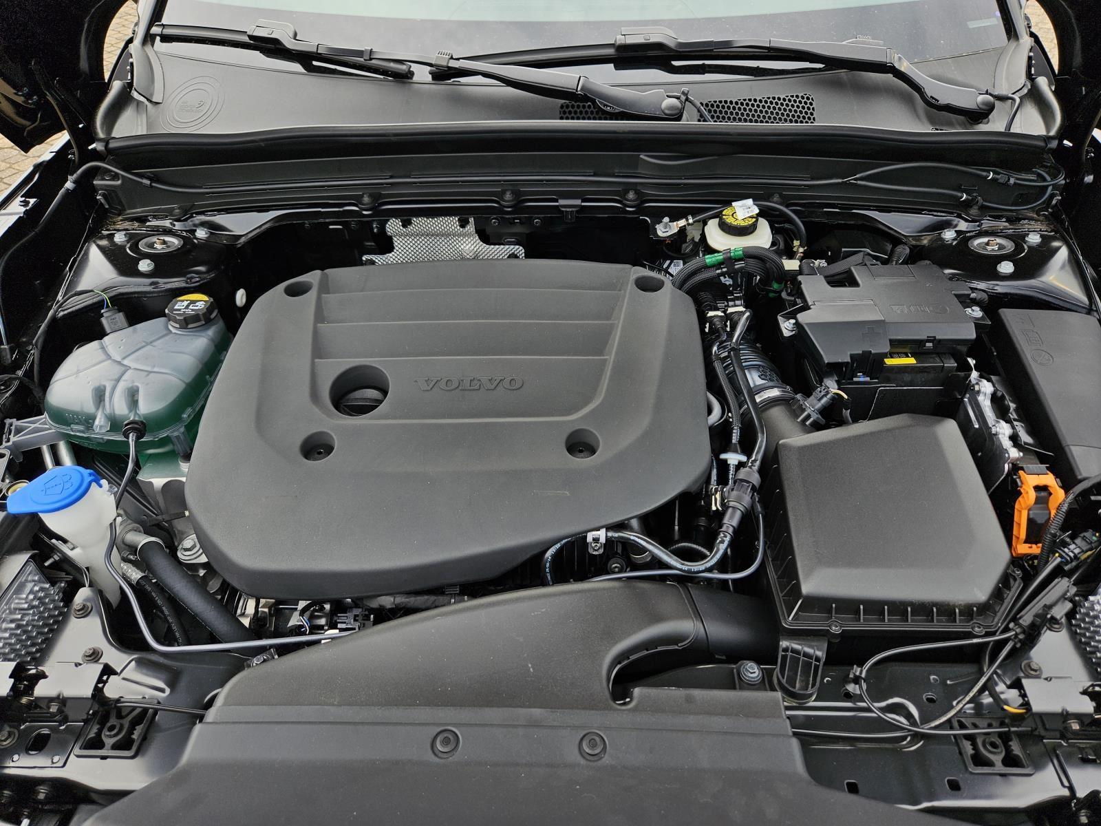 2026 Volvo XC40 Ultra Black Edition - Photo 12