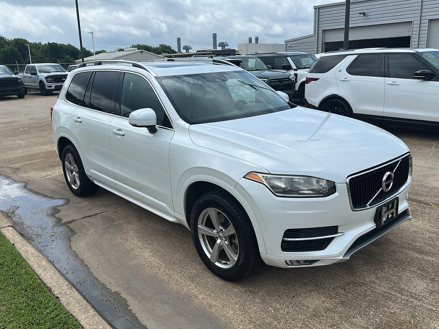Used 2016 Volvo XC90 Momentum with VIN YV4102KK2G1057316 for sale in Shreveport, LA