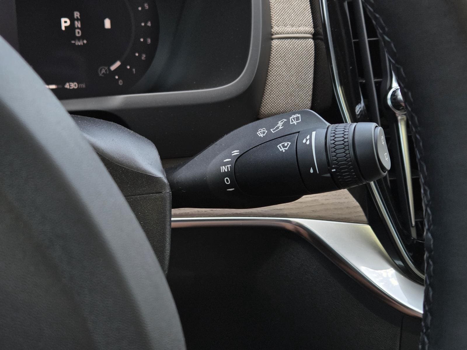 2026 Volvo XC90 Plus - Photo 23