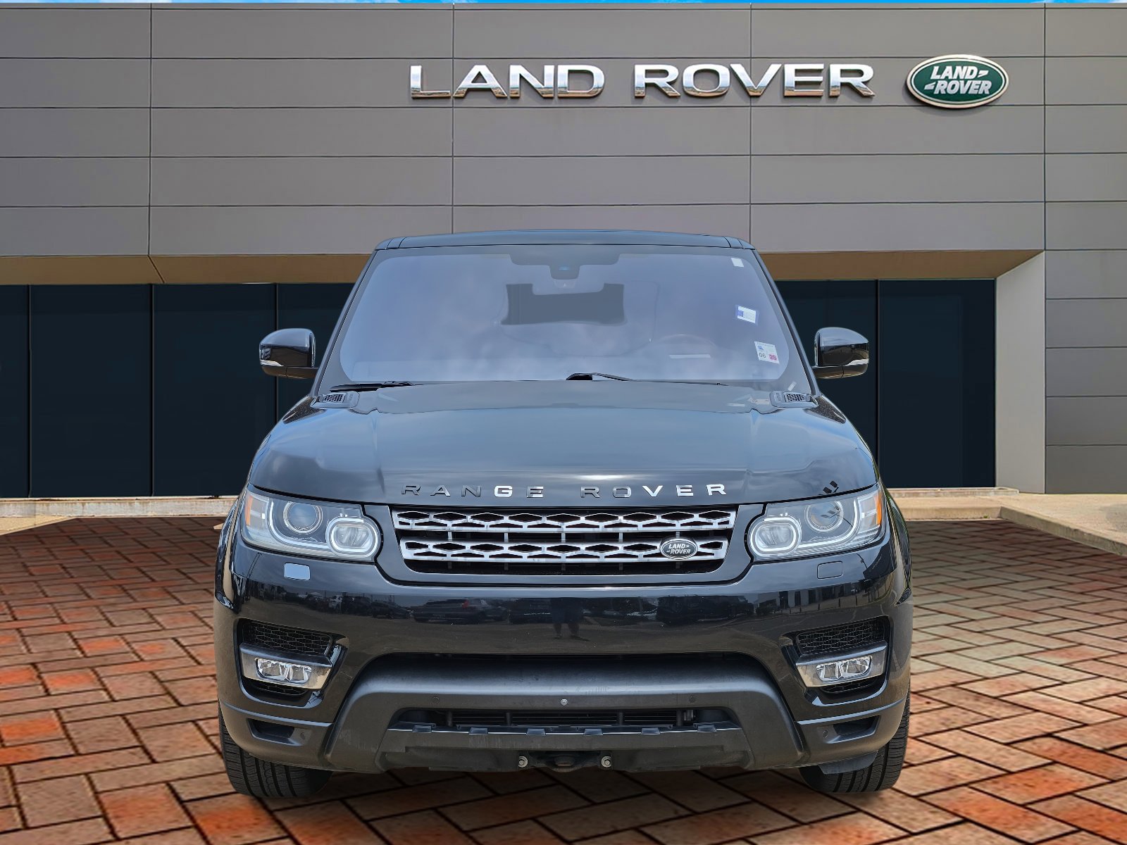 2016 Land Rover Range Rover Sport SuperCharged HSE photo 2