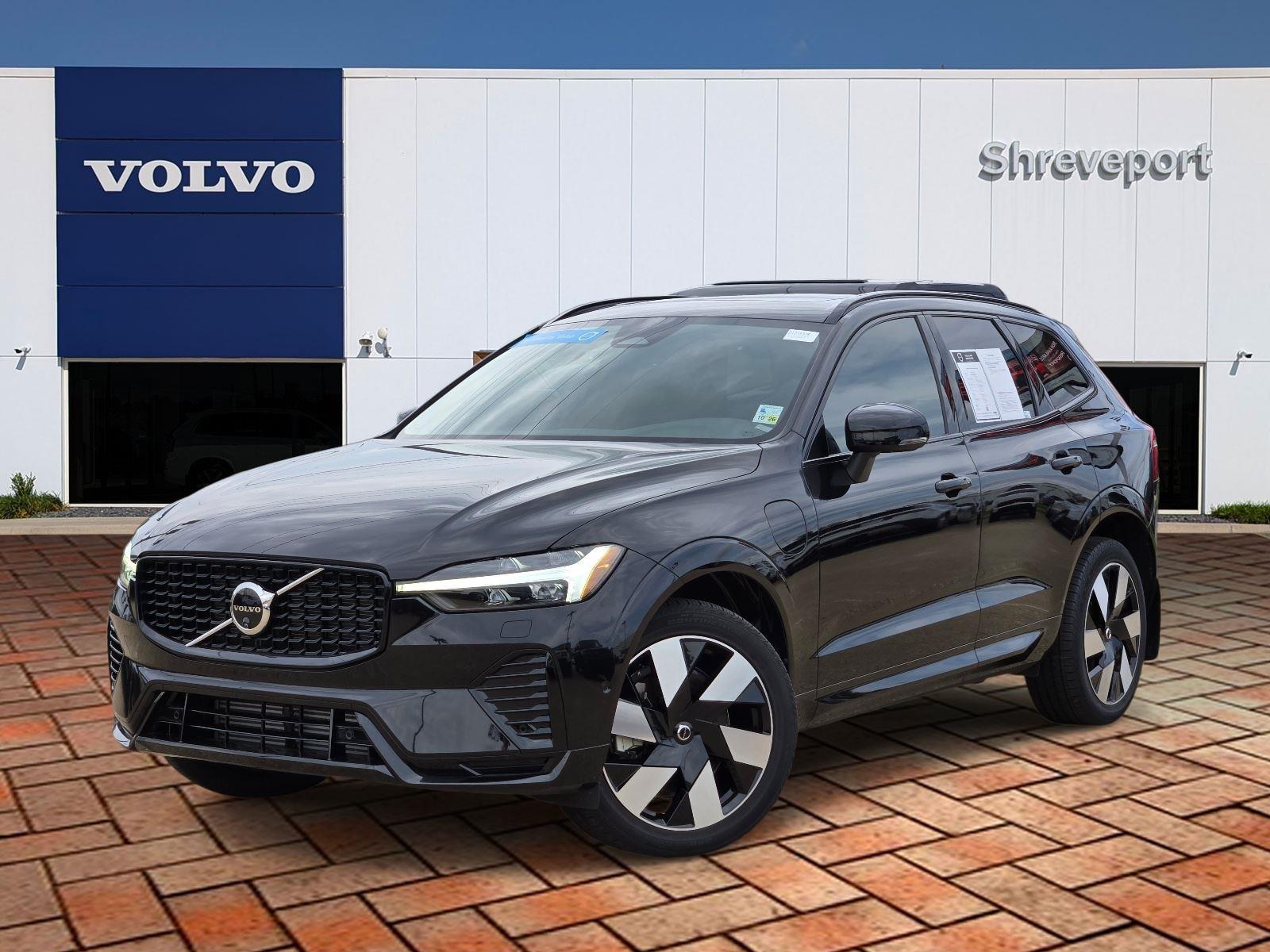 2025 Volvo XC60 T8 Plus