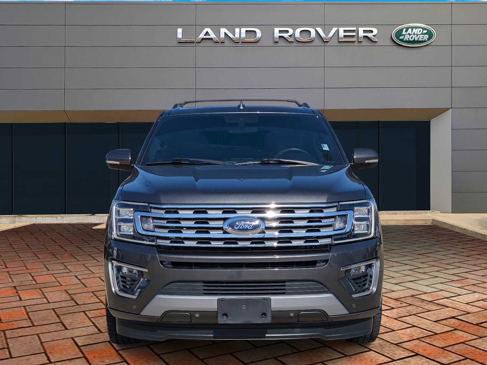 2019 Ford Expedition Limited photo 2
