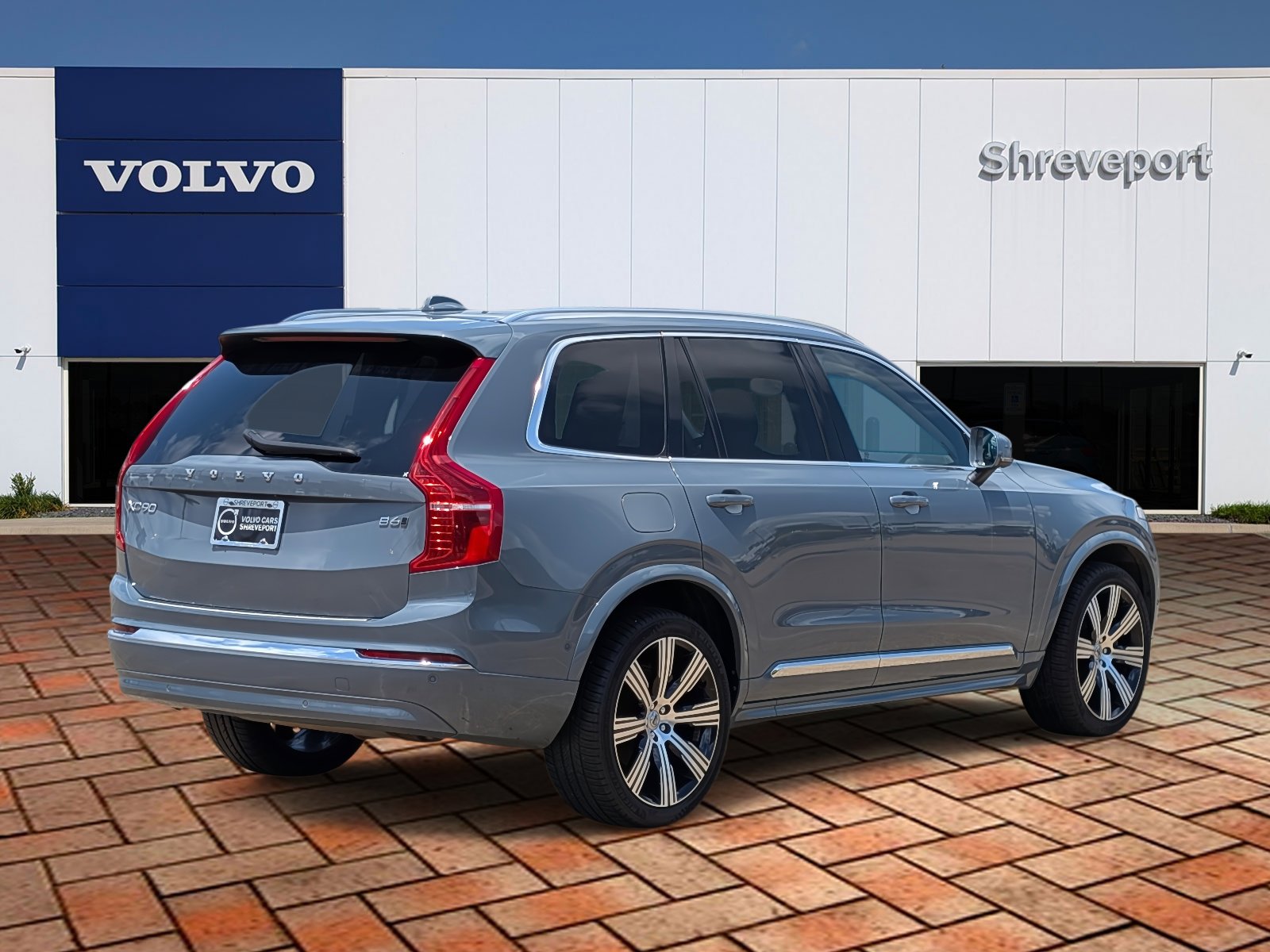 2023 Volvo XC90 AWD Ultimate photo 4