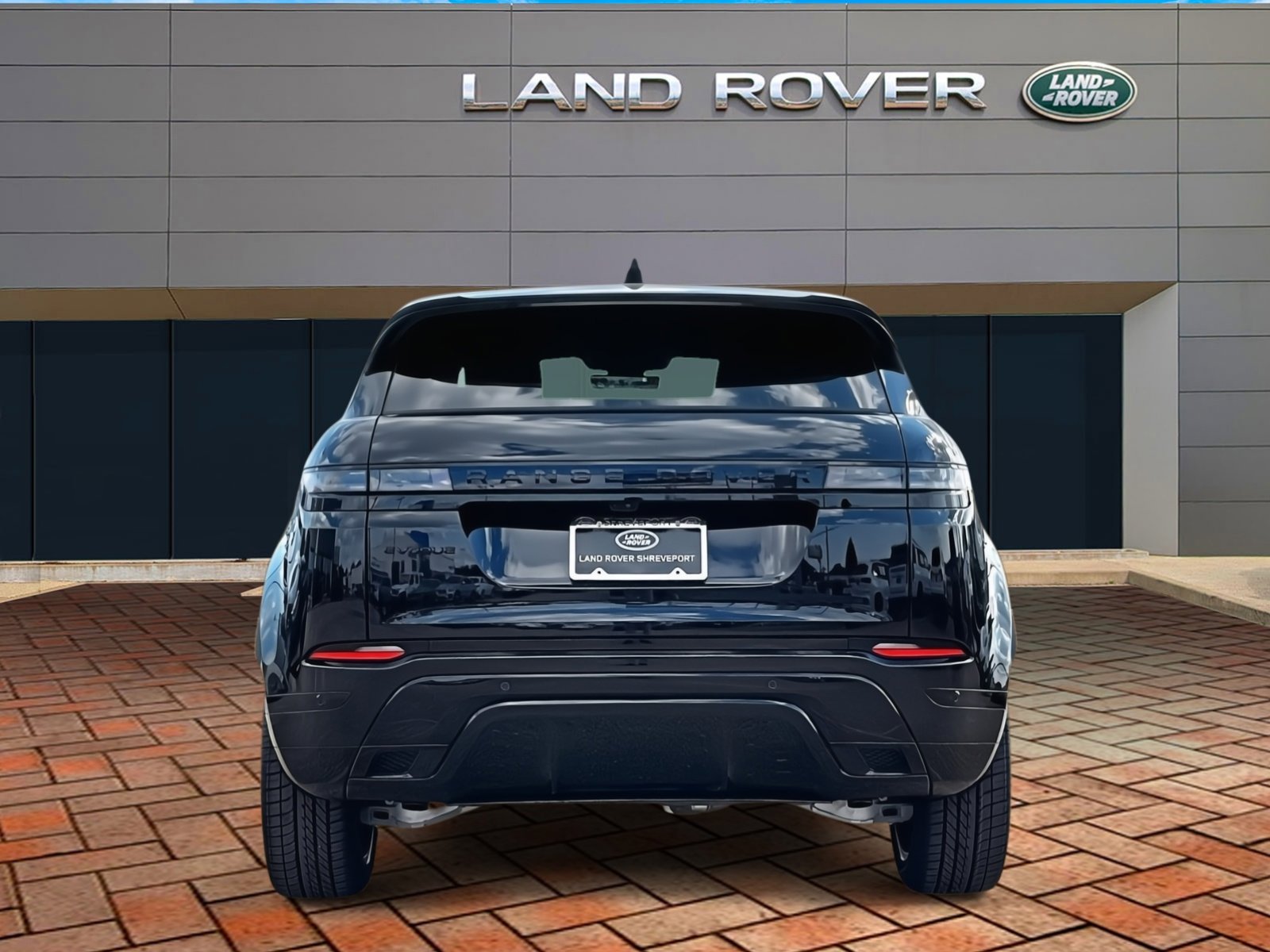 2025 Land Rover Range Rover Evoque Dynamic SE photo 3