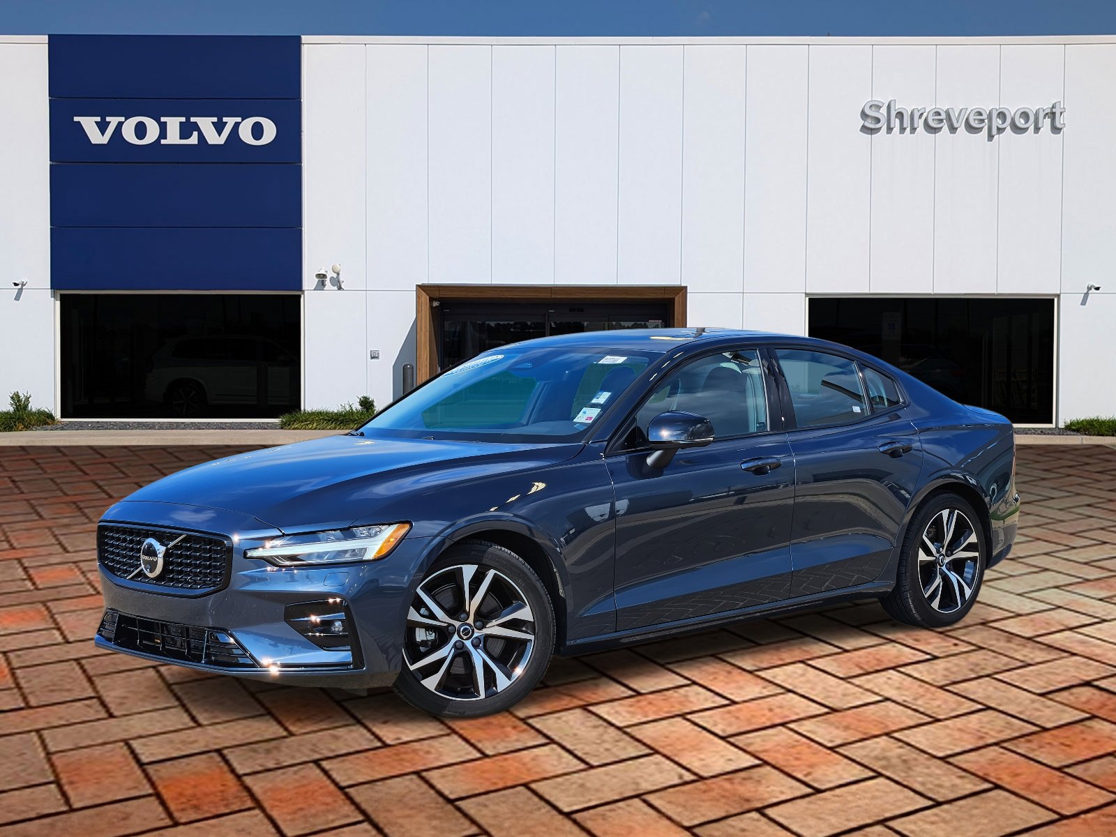 2024 Volvo S60 Sedan 