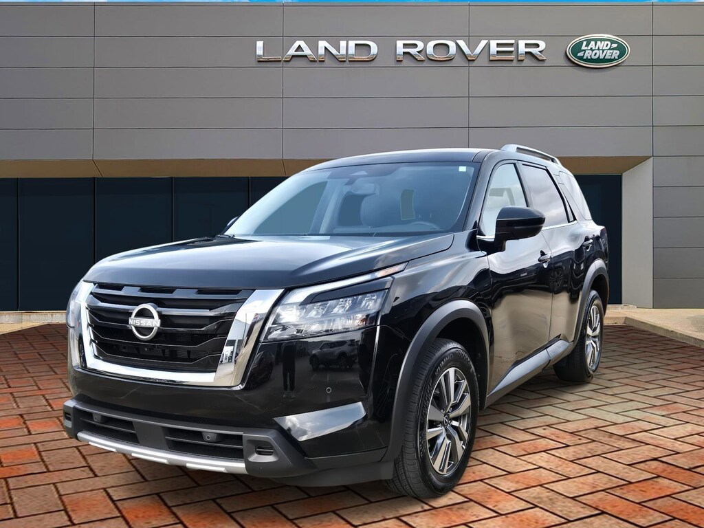 Used 2025 Nissan Pathfinder SL SUV