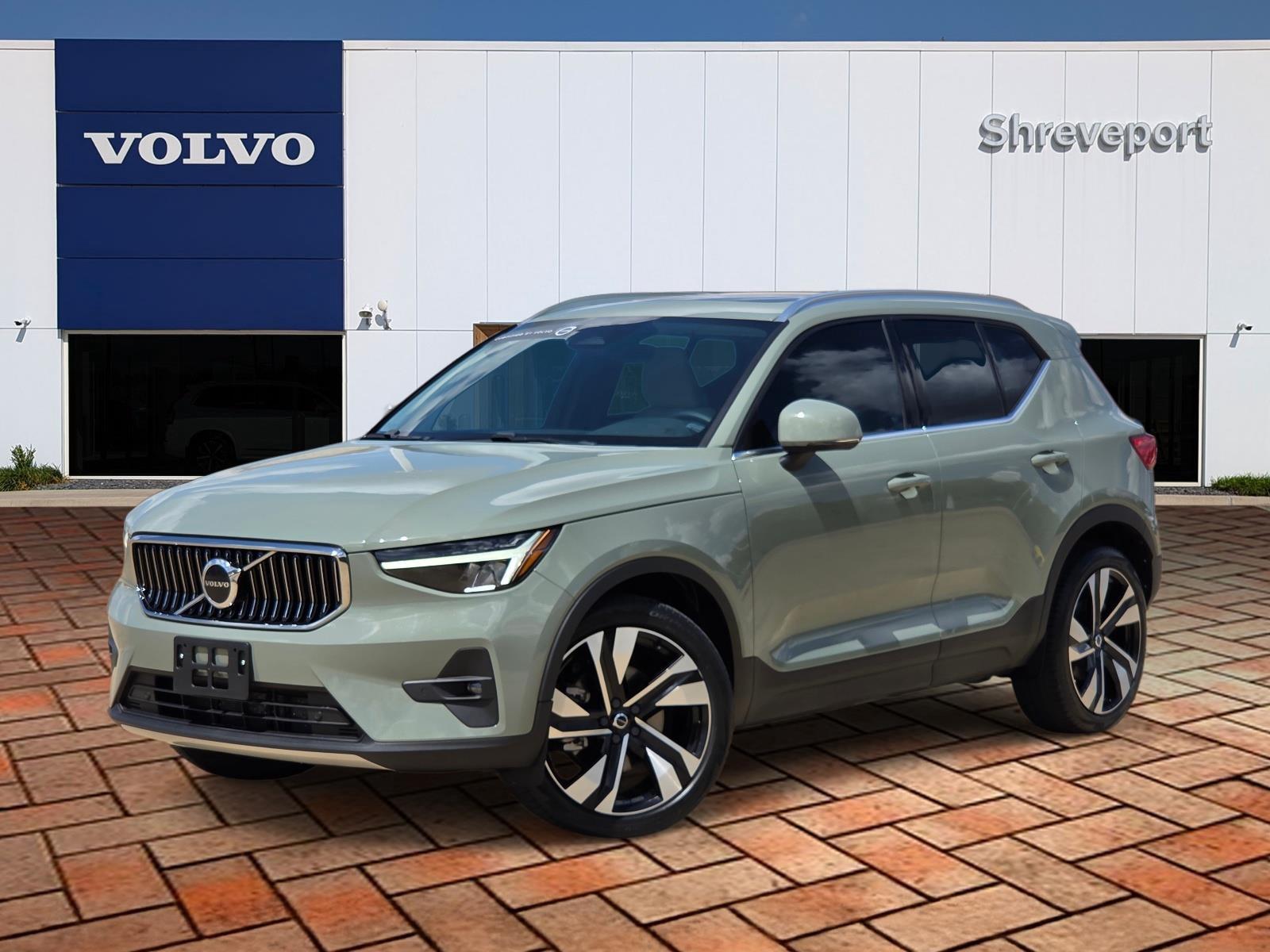 2023 Volvo XC40