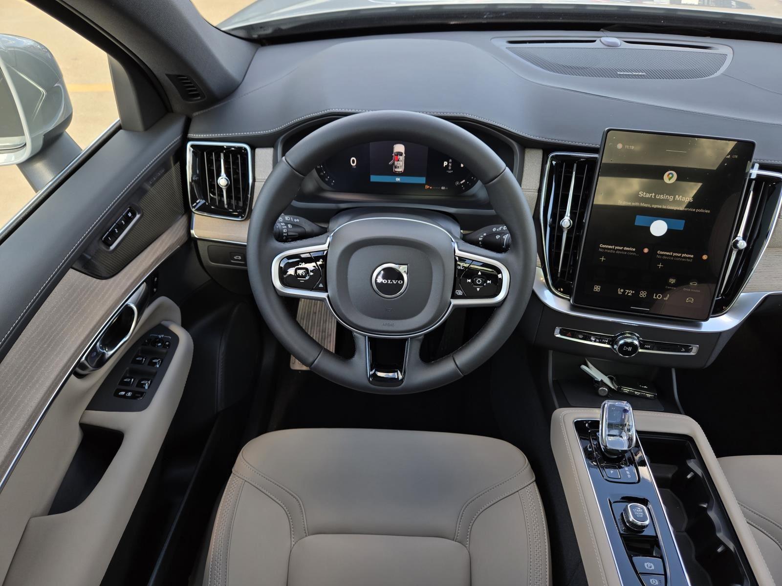 2026 Volvo XC90 Plus - Photo 31