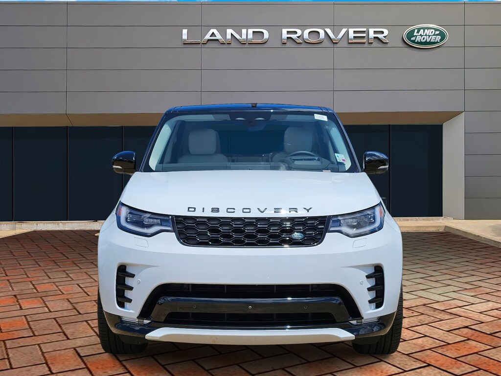 Used 2025 Land Rover Discovery P360 Dynamic SE SUV