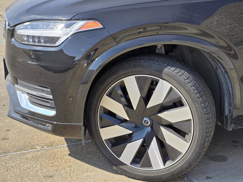 Used 2023 Volvo XC90 B5 AWD Plus SUV